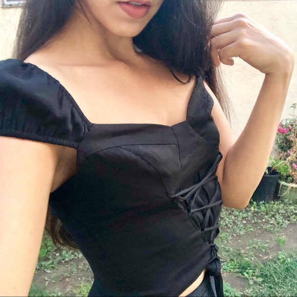 SOLD ON DEPOP Corset Peasant Bustier Crop Top - Picture 6 of 6